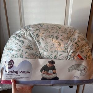 Nursing Pillow - Green Leaf Design